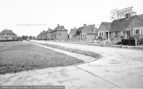 Photo of Ixworth, New Road c.1955