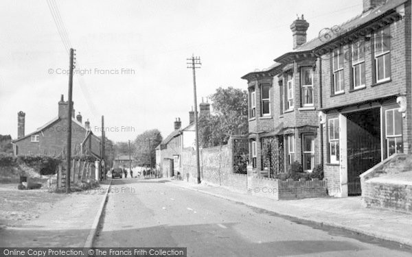 Photo of Ixworth, Thetford Road c.1955