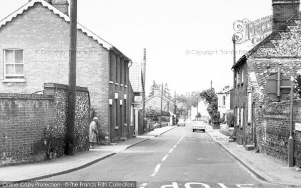 Photo of Ixworth, Thetford Road c.1965