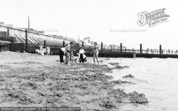 Photo of Jaywick, Sea Shore c.1955