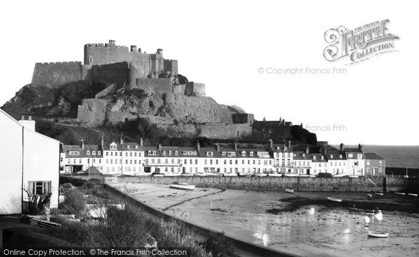 Photo of Jersey, Mont Orgueil Castle, Gorey c.1965