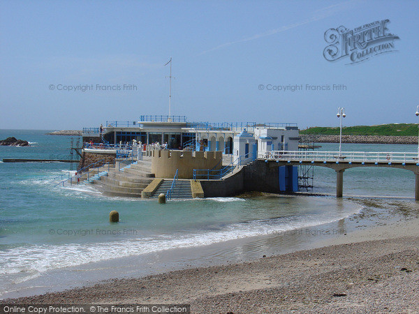 Photo of Jersey, St Helier, Havre Des Pas Victorian Bathing Pool 2005