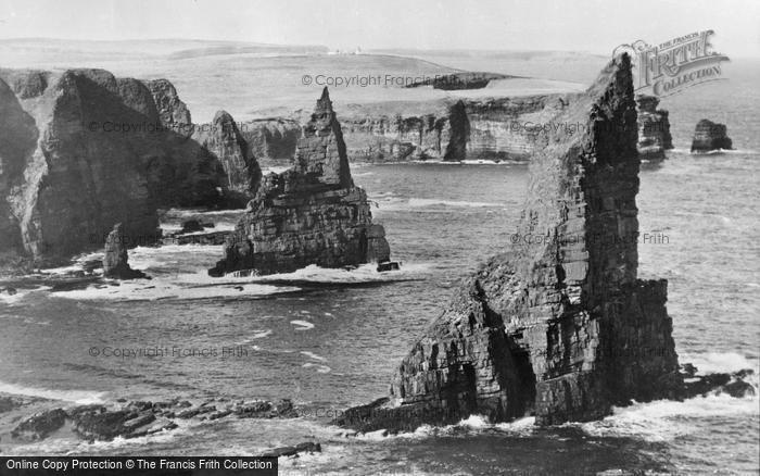 Photo of John O' Groats, Duncansby Stacks c.1930