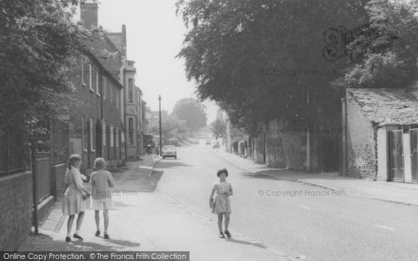 Photo of Kegworth, Children In Ashby Road c.1965