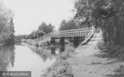 The Footbridge Over The River Soar c.1960, Kegworth