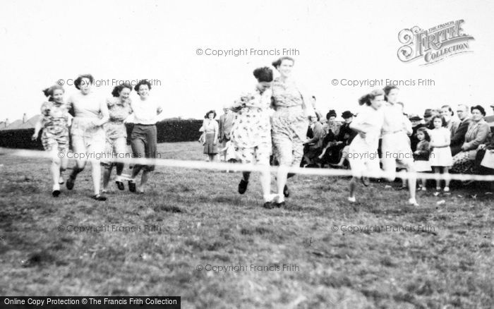 Photo of Keighley, Field Day, Long Lee 1948