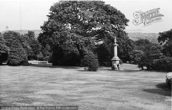 Photo of Keighley, Fountain, Devonshire Park c.1950