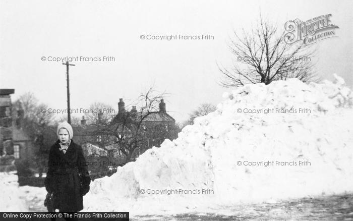 Photo of Keighley, Moss Carr, Long Lee, Big Snow 1940