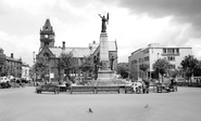 Town Hall Square 1960, Keighley