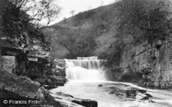 Kisdon Falls c.1932, Keld