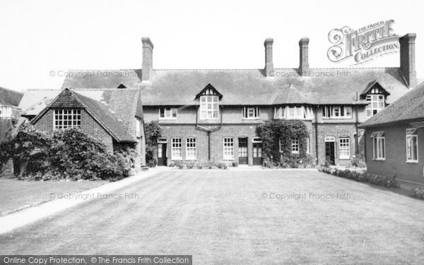 Photo of Kelvedon, Dominican Convalescent Home c.1965