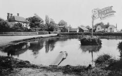 1906, Kelvedon Hatch
