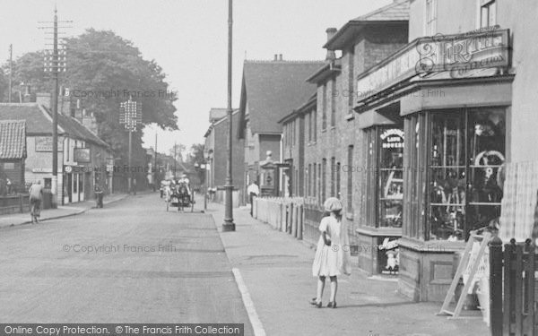 Photo of Kelvedon, High Street 1925
