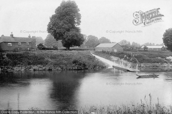 Photo of Kempsey, Pixham Ferry 1910
