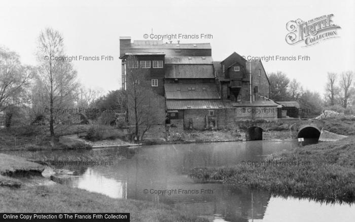 Photo of Kempston, The Mill c.1955