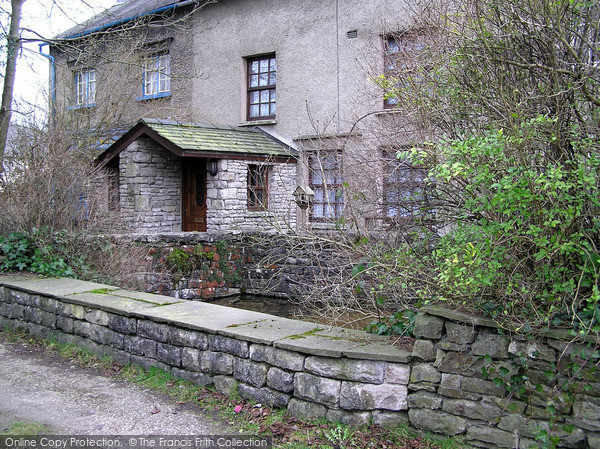 Photo of Kendal, Anchorite Well 2005