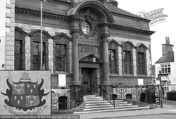 Photo of Kendal, Carnegie Public Library 2005