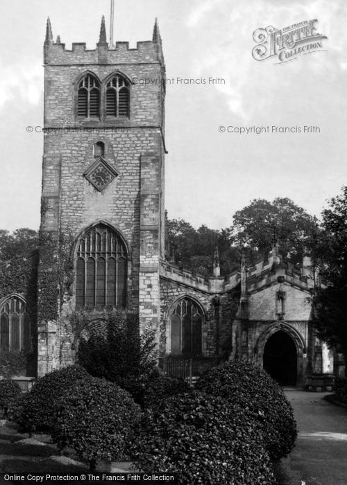 Photo of Kendal, Holy Trinity Church c.1925