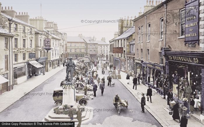 Photo of Kendal, Market Place 1924