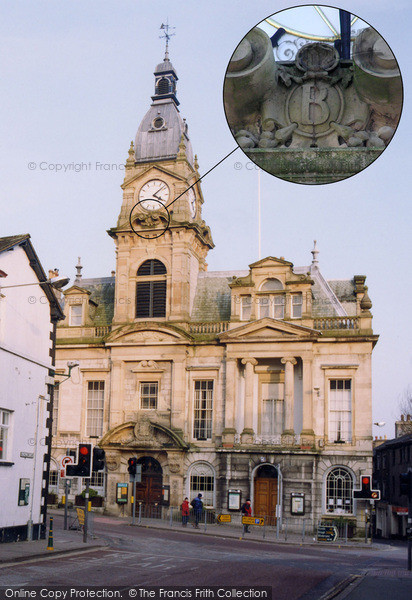 Photo of Kendal, Town Hall 2005