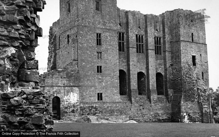Photo of Kenilworth, Castle c.1950