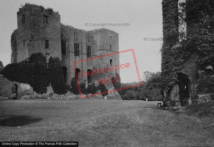 Photo of Kenilworth, Castle, Caesar's Tower From South 1922