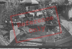 Cosy Cafe Tea Garden 1938, Kenilworth