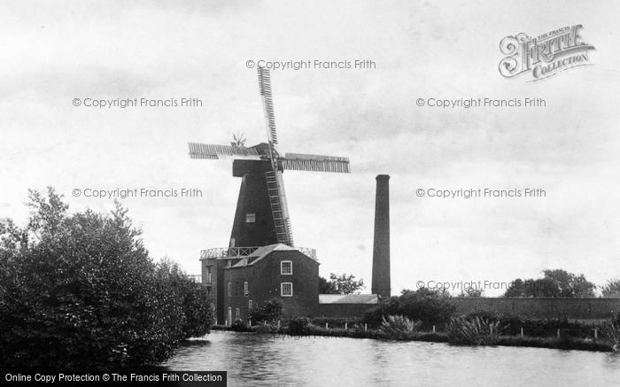 Photo of Kennington, The Mill From The River 1901