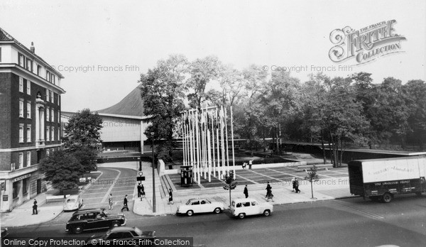Photo of Kensington, Commonwealth Institute c.1965