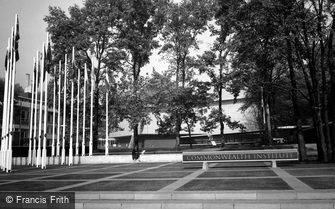 Kensington, Commonwealth Institute c1965