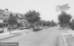 Shaftesbury Avenue c.1960, Kenton