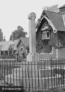 The Cross 1906, Kenton