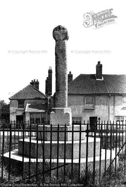 Photo of Kenton, The Cross 1906