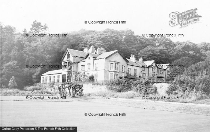 Photo of Kents Bank, Abbot Hall From The Bowling Green c.1960