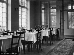 The Dining Room, Abbot Hall c.1955, Kents Bank