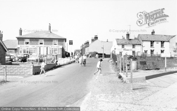 Photo of Kessingland, Road To The Beach c.1960