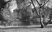 Keston, the Fish Ponds c1955