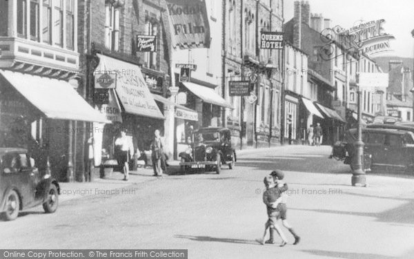 Photo of Keswick, Market Square, Best Friends c.1950