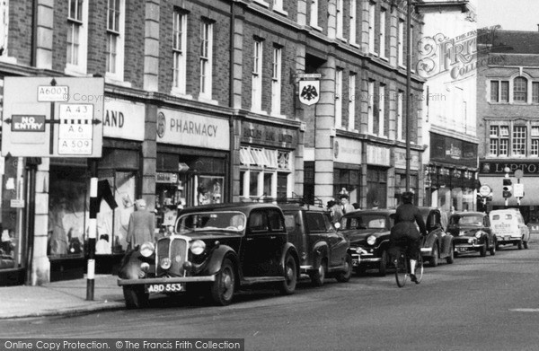 Photo of Kettering, Cars On Silver Street 1957