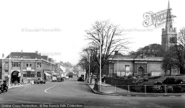 Photo of Kettering, George Hotel And Sheep Street 1957