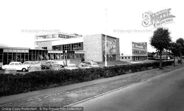 Photo of Kettering, Grammar School, Windmill Avenue c.1965