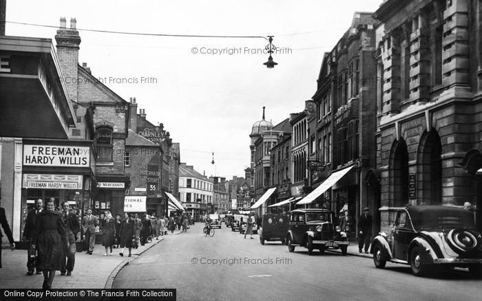Photo of Kettering, High Street c.1950