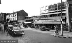 High Street c.1960, Kettering