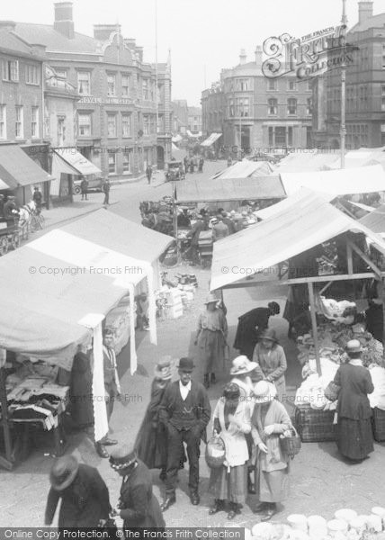 Photo of Kettering, Market Stalls 1922