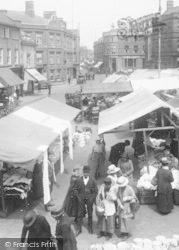 Market Stalls 1922, Kettering