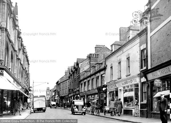 Photo of Kettering, Montagu Street c.1950