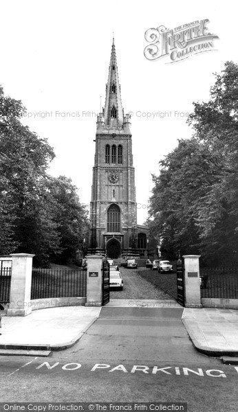 Photo of Kettering, Parish Church c.1960