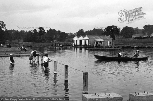 Photo of Kettering, Playing In The Lake, Wicksteed Park 1922