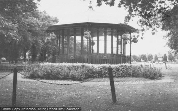 Photo of Kettering, The Bandstand, Rockingham Road Pleasure Gardens c.1965