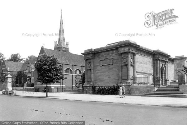 Photo of Kettering, The Library And The Alfred East Gallery 1922